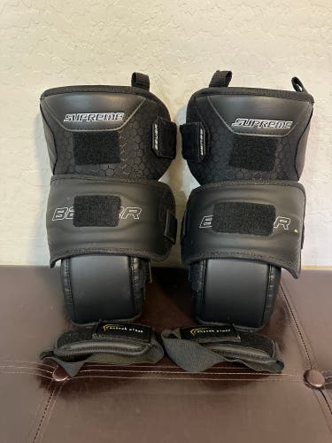Bauer Supreme Goalie Knee Guards