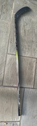 Intermediate Left Hand P92  Vapor Hyperlite 2 Hockey Stick