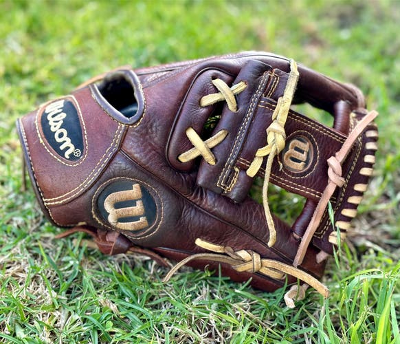 Wilson 11.5 baseball glove