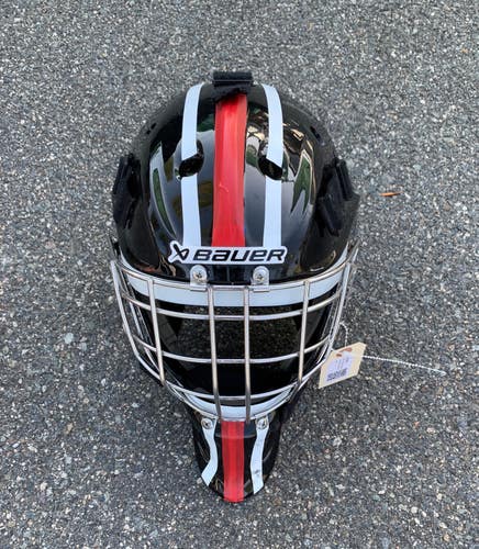 Black Used Senior Bauer 940x Goalie Mask