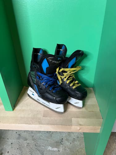 Used Junior True TF7 Hockey Skates Regular Width Size 3