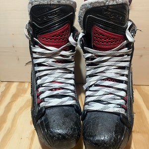 Used Bauer Vapor Skates 7.5. A R6 S2 L2