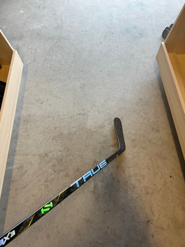 New Senior True Left Hand P29 catalyst 9x3 Hockey Stick