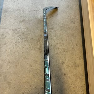 New Senior True Left Hand P29 Pro Stock Catalyst 9X Hockey Stick