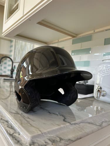 New Medium/Large EvoShield XVT Batting Helmet