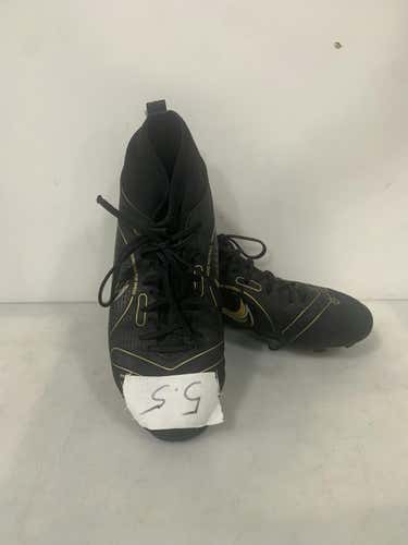 Used Nike Senior 5.5 Cleat Soccer Outdoor Cleats