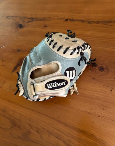 Used  Right Hand Throw 33" A2000 Baseball Glove