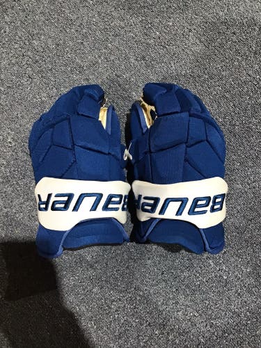 Lightly Used Toews Colorado Avalanche Bauer 14" Pro Stock Supreme Mach Gloves