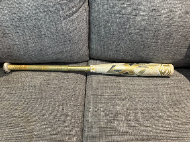 Used 2019 Louisville Softball LXT Bat