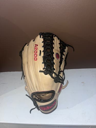 Lightly Used 2020 Outfield 12.75" A2000 Baseball Glove