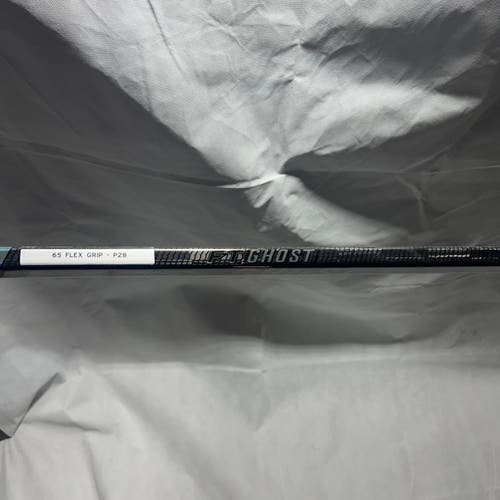 New Intermediate CCM FT Ghost RH 65 Flex P28 Hockey Stick (b)