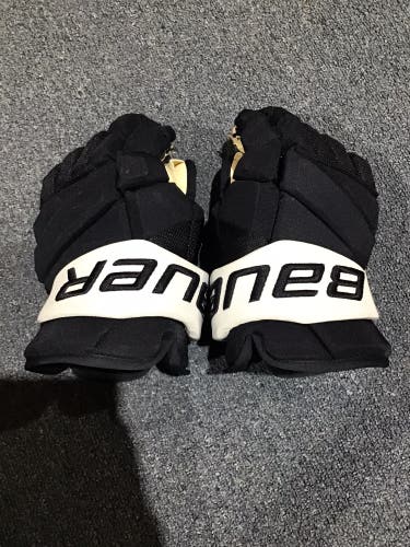 Used Bauer 14" Pro Stock Vapor Hyperlite Gloves