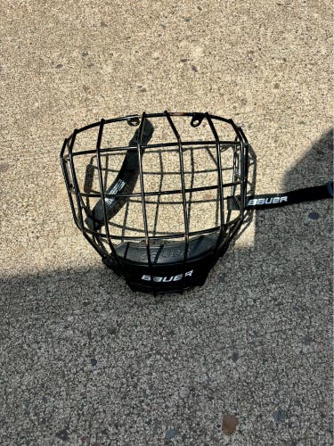 Used Medium Bauer Oreo Full Cage