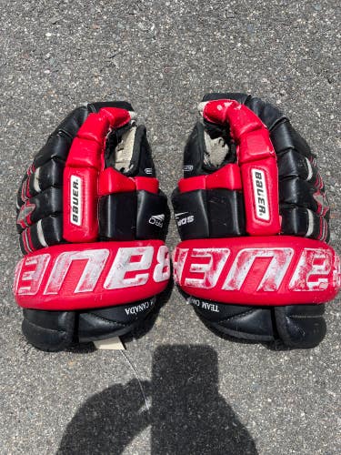Red Used Senior Bauer Team Canada SDP Pro Gloves 14"