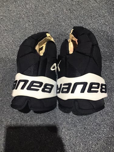 Used Bauer 15" Pro Stock Vapor Hyperlite Gloves