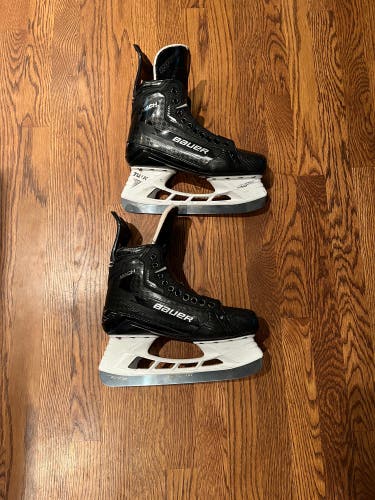 Used Senior Bauer Regular Width Pro Stock 7 Supreme Mach Hockey Skates