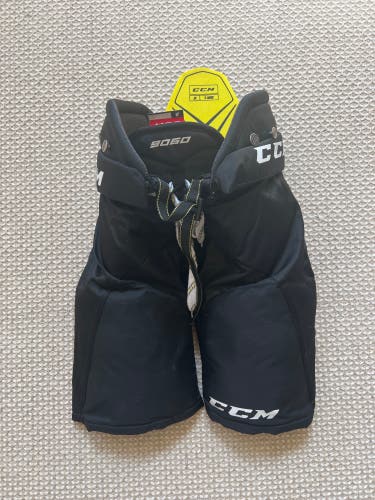 Lightly Used Jr XL CCM 9060 Hockey Pants