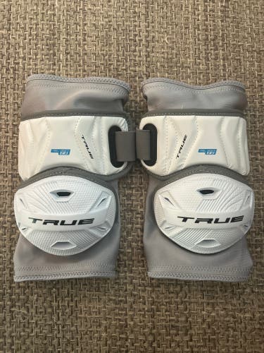 New True Frequency Arm Pads Size Large