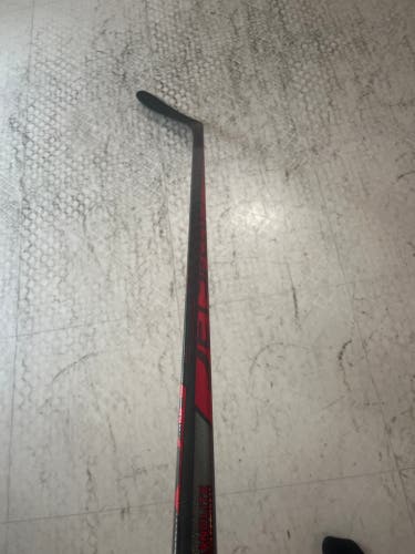 FT4 Pro Hockey Stick Senior 75 Flex P28 Left Hand