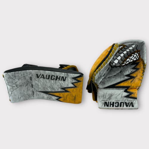 Pro Stock Wilkes-Barre/Scranton Penguins Vaughn Velocity V9 Full Right Glove Blocker Gauthier