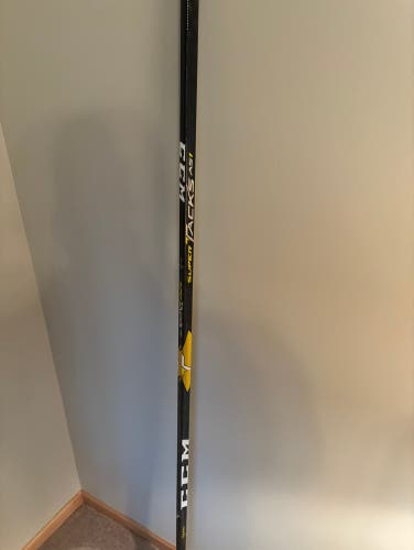 New Senior CCM Right Handed  Pro Stock Super Tacks AS1 Hockey Stick