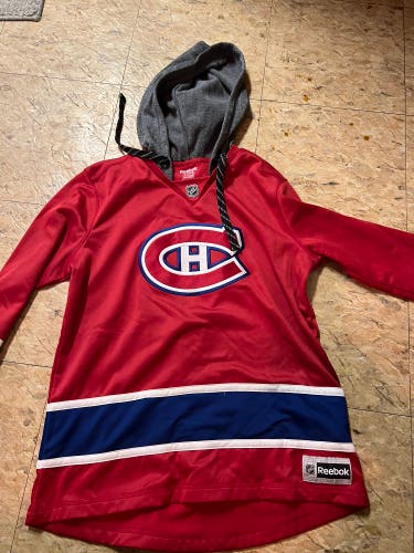 Red Used Large Reebok Sweatshirt Montreal Canadiens