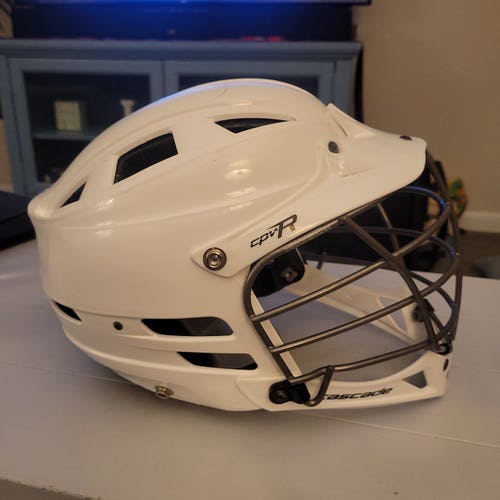Used Cascade CPV-R Helmet small/medium
