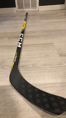 New Senior CCM Super Tacks