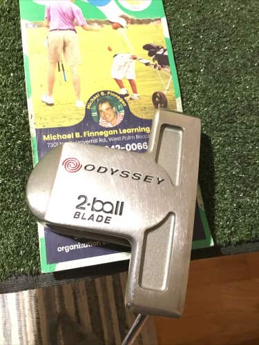 Odyssey White Hot 2-ball Blade Putter 34 Inches (RH)