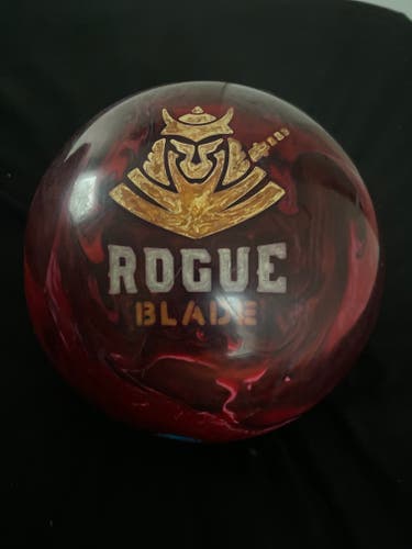 Rogue Blade 15 pound bowling ball