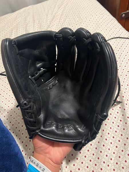 Pitcher's 11.75" REV1X Baseball Glove