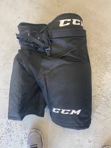 Used Senior Medium CCM HP30 Hockey Pants