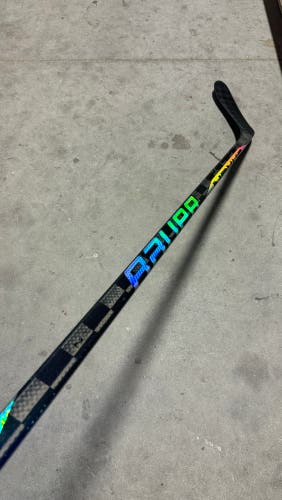 Used P28 82 Flex Sync Bauer Left Hand Pro Stock Nexus Hockey Stick Senior