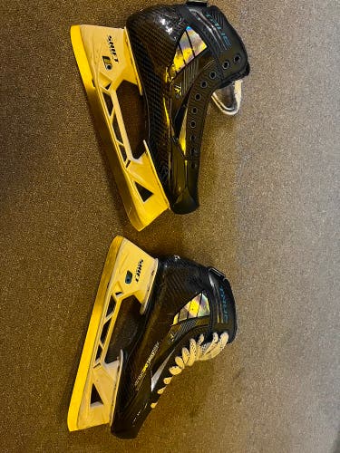 Used Senior True Regular Width 10 TF9 Hockey Skates