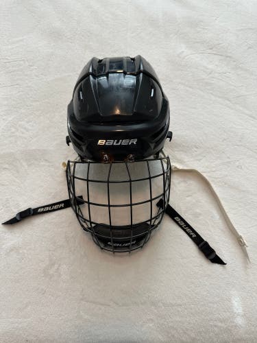 Bauer Re-Akt Large Helmet (Used)