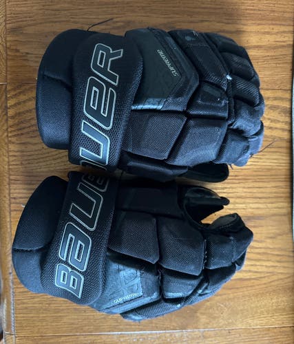 Bauer 3s supreme hockey gloves