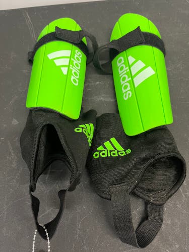 Used Adidas Ghost Youth Large Soccer Shin Guards B01