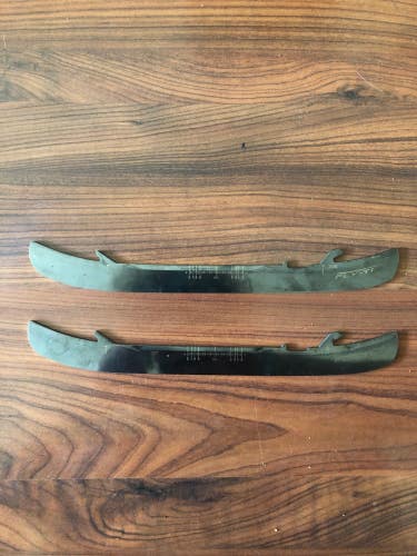 Used Bauer Fly-Ti Replacement Steel 246mm