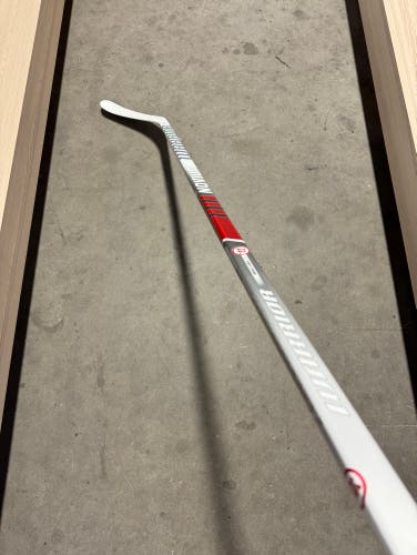 Senior Warrior Left Hand 90 Flex Pro Stock Novium Pro Hockey Stick