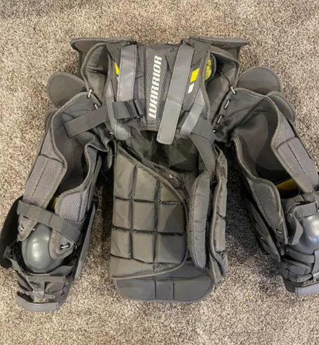 Used SR Small Warrior Ritual GT2 Goalie Chest Protector
