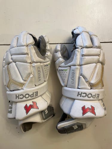 Used Epoch integra white gloves (Maryville University)