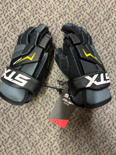 STX Stallion 200 Small gloves