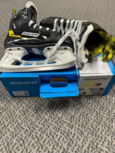Bauer Supreme M3 size 4 D width skates