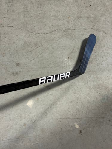 New Senior Bauer Left Hand P28 Pro Stock Nexus Geo Hockey Stick