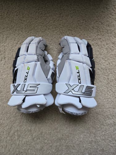 Used STX Cell VI Lacrosse Gloves Small