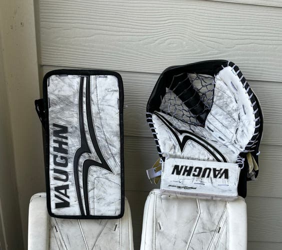 Vaughn Pro V Elite Glove And Blocker