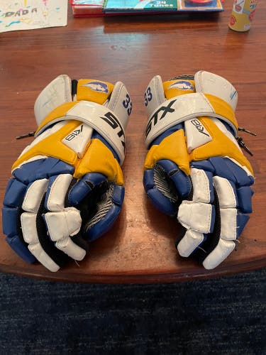 STX K18 Hofstra gloves
