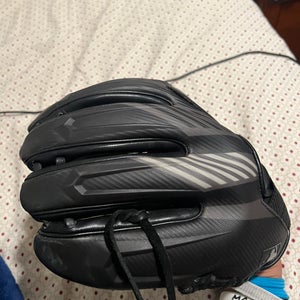 Pitcher's 11.75" REV1X Baseball Glove