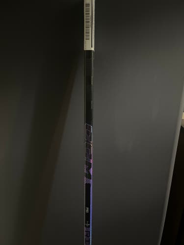 New Senior CCM Right Handed P90  Ribcore Trigger 8 Pro Hockey Stick