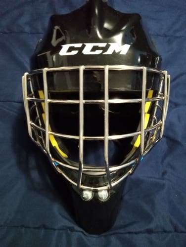 Used Junior CCM Axis 1.5 Goalie Mask
